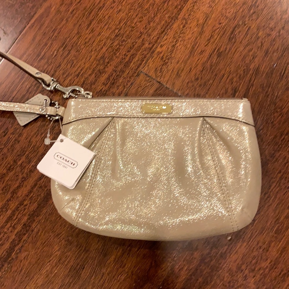 NWT Coach Leather Wristlet